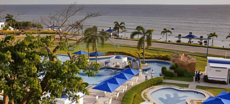 雷鸟度假村- 波罗角(Thunderbird Resorts - Poro Point)图片