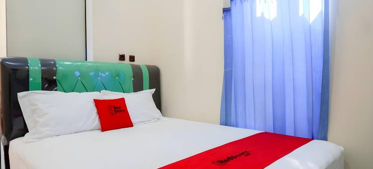 红多兹酒店-肯德尔南卡利文古公路(RedDoorz @ Jalan Raya Kaliwungu Selatan Kendal)图片