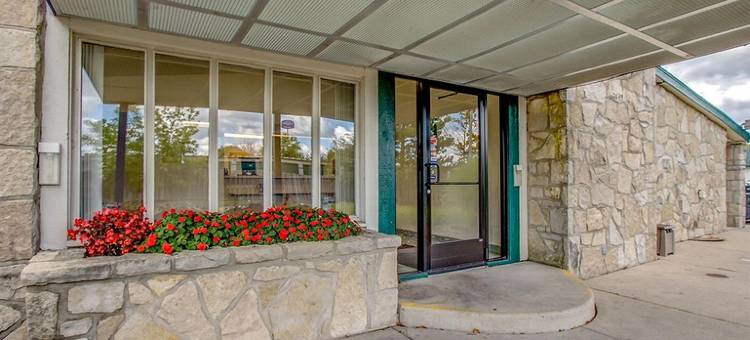 兰心 6 汽车旅馆(Travelodge by Wyndham Lansing MI)(Travelodge by Wyndham Lansing)图片