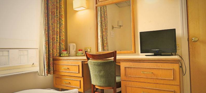 哈莱酒店(Harley Hotel)图片