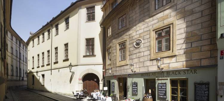 黑星套房(Black Star Suites)图片