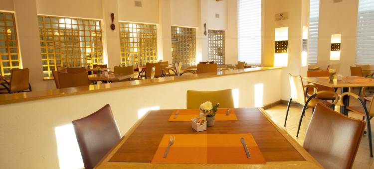 蒙特雷科隆贝斯特韦斯特优质酒店(Best Western Plus Monterrey Colon)图片