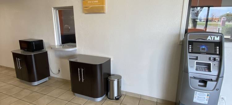 艾伦港巴顿鲁热6号汽车旅馆(Motel 6 Port Allen, la - Baton Rouge)图片