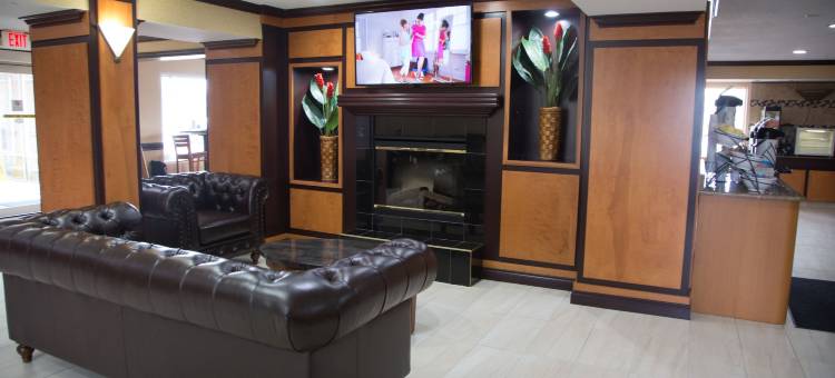 麦迪逊高地底特律地区呗盟套房酒店(Baymont by Wyndham Madison Heights Detroit Area)图片