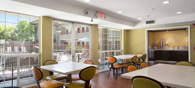 莫德斯托萨利达温德姆呗盟酒店(Baymont by Wyndham Modesto Salida)图片