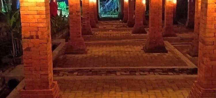 普里卡胡里潘(Puri kahuripan)图片