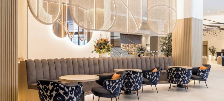 巴塞罗那参议员水疗伊鲁宁酒店(Ilunion les Corts Spa)图片