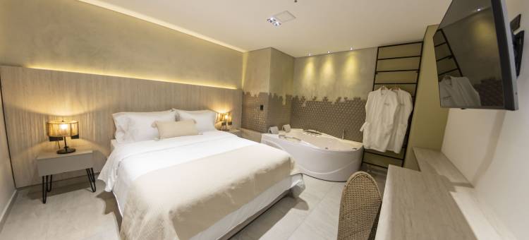 奏鸣曲44号洛雷莱斯酒店(Sonata 44 Hotel Laureles)图片