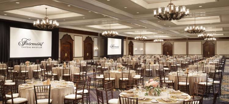 惠斯勒费尔蒙城堡酒店(Fairmont Chateau Whistler)图片