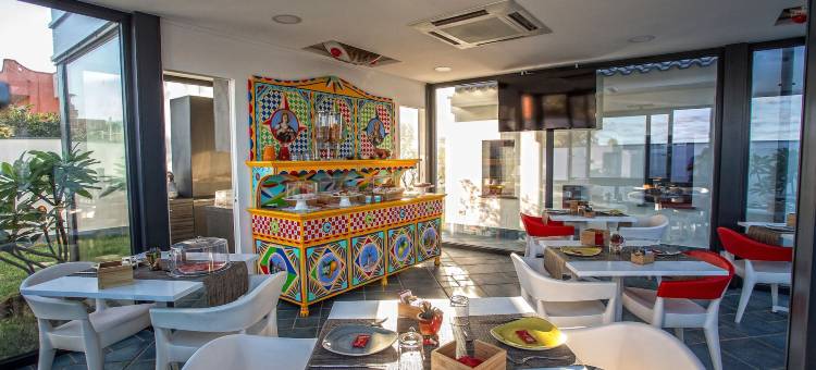 梦神怀抱家庭旅馆(Tra le Braccia di Morfeo)图片