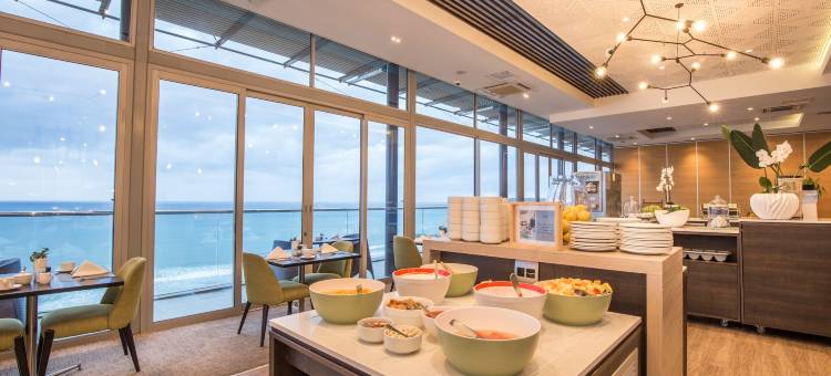 贝莱尔套房酒店(Belaire Suites Hotel)图片