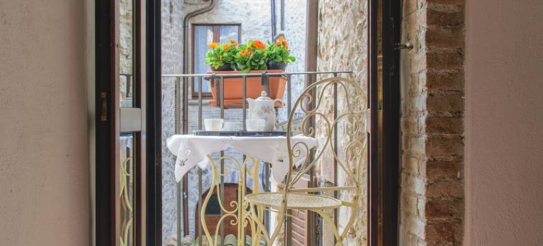 圣瓦伦蒂诺堡(Borgo San Valentino)图片