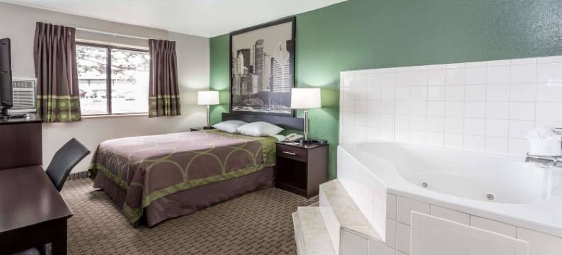 蒙德莱因-利伯蒂维尔地区速8酒店(Super 8 by Wyndham Mundelein/Libertyville Area)图片