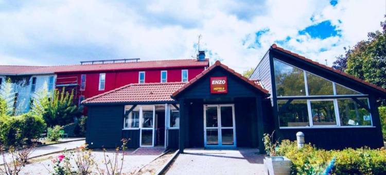 恩佐崔普斯凡尔赛基里亚德直营酒店(Enzo Hotels by Kyriad Direct Trappes)图片