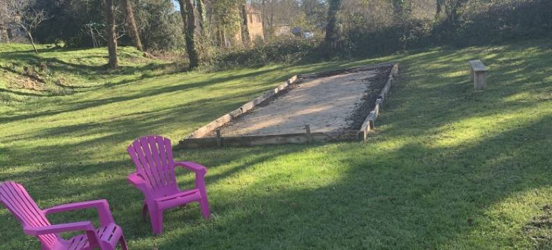 森林中的母鹿(La Biche au Bois)图片