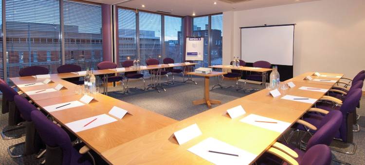 谢菲尔德城市中心安琪街普瑞米尔酒店(Premier Inn Sheffield City Centre (Angel Street))图片
