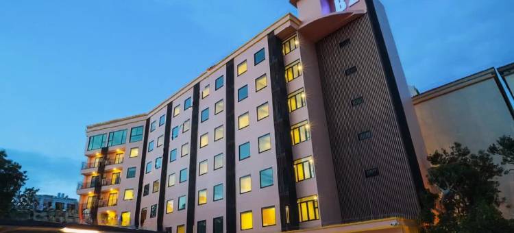 B2邦盛尊享酒店(B2 Bang Saen Premier Hotel)图片