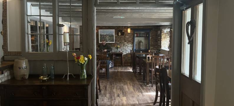 塔尔博特民宿旅店(The Talbot Inn)图片