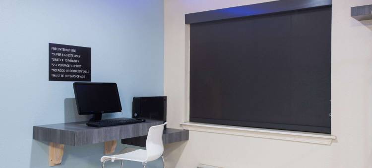 克莱尔莫尔温德姆速8酒店(Super 8 by Wyndham Claremore OK)图片