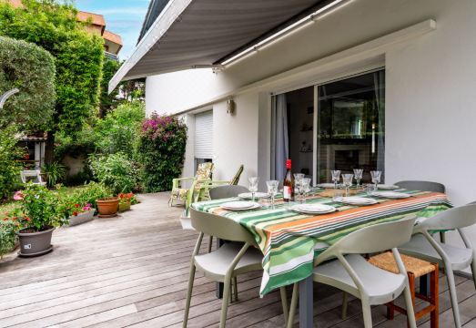 Liserons Hotel Overview