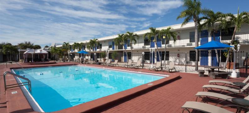 圣彼得堡坦帕湾地区温德姆戴斯酒店(Days Inn by Wyndham St. Petersburg / Tampa Bay Area)图片