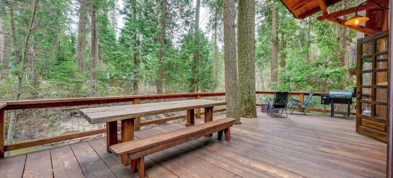 溪边小屋 ~ 20 英里到国王峡谷公园!(Creekside Cabin about 20 Mi to Kings Canyon Park!)图片