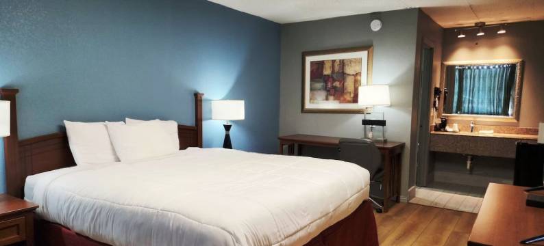 OYO 92707482 昆恩维尔梅纳行政旅馆(Executive Inn by OYO Queenville Mena)图片