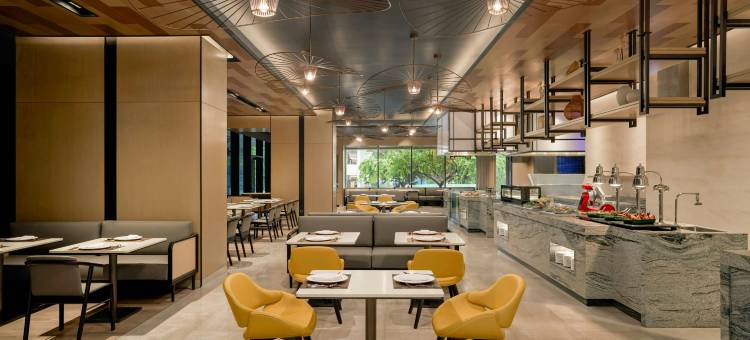 岘港韩江万怡酒店(Courtyard by Marriott Danang Han River)图片