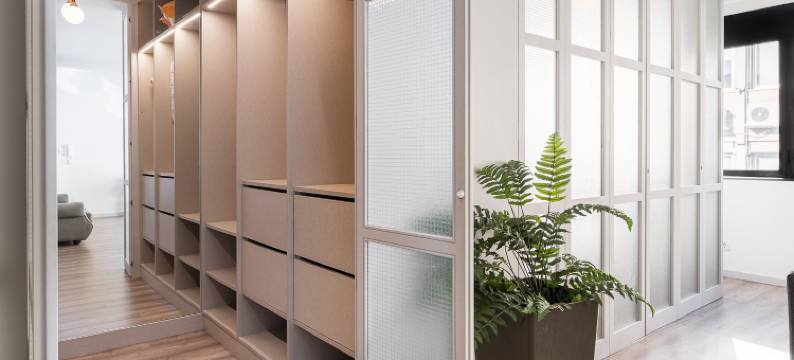 GuestReady - Grayscale图片