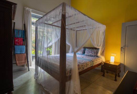 Hibiscus Villa Hotel Overview