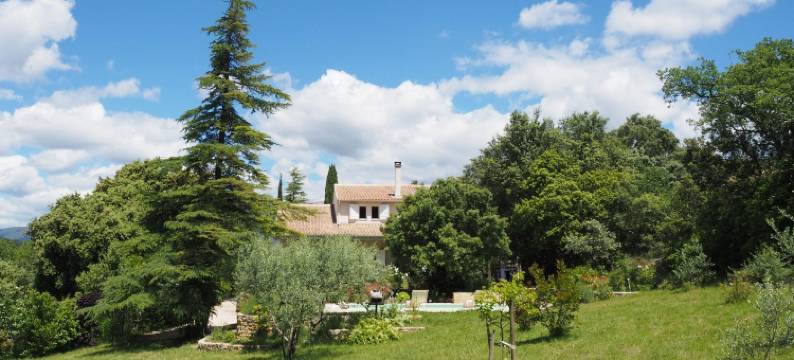 Holiday Home in Villes-sur-Auzon with Pool图片