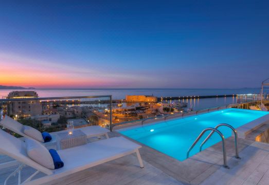 Gdm Megaron, Historical Monument Hotel Hotel Overview