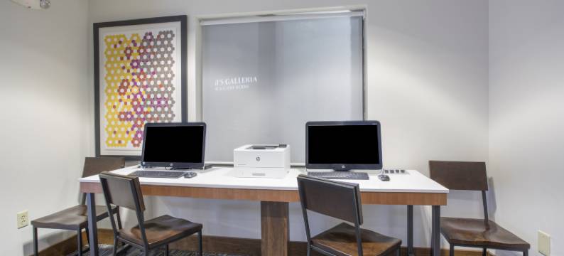 Holiday Inn Express 村西(Holiday Inn Express KANSAS CITY - AT THE LEGENDS by IHG)图片