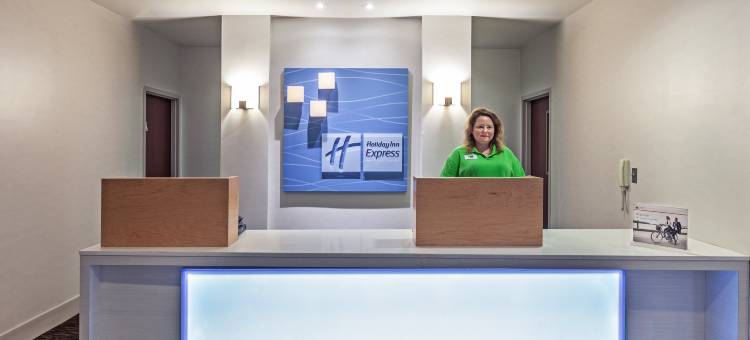 智选假日套房酒店什里夫波特南园广场(Holiday Inn Express & Suites Shreveport South - Park Plaza)图片