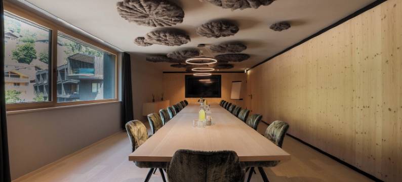 阿姆莱套房酒店(Amrai Suites)图片