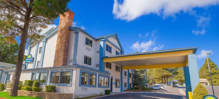 费拉格尔斯塔夫东戴斯套房酒店(Days Inn & Suites by Wyndham East Flagstaff)图片