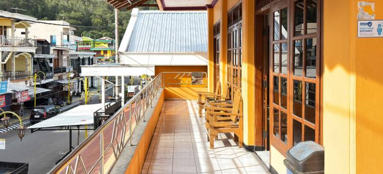 红多兹酒店-近萨朗甘湖(RedDoorz Near Sarangan Lake)图片