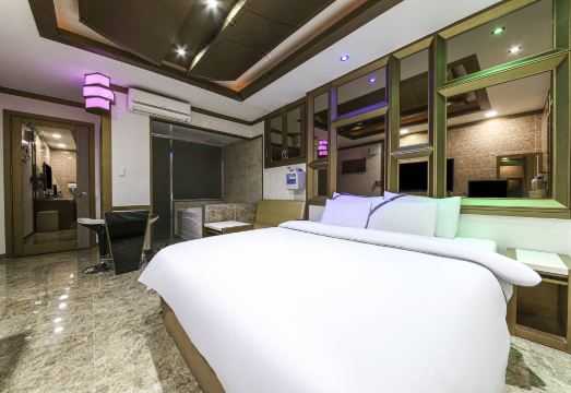 Wonju 2X Hotel Overview