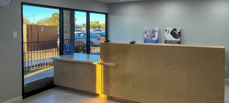 Studio 6 维克多维尔，加州 - 市民中心 / 66号公路(Studio 6 Victorville, CA - Civic Center / Route 66)图片