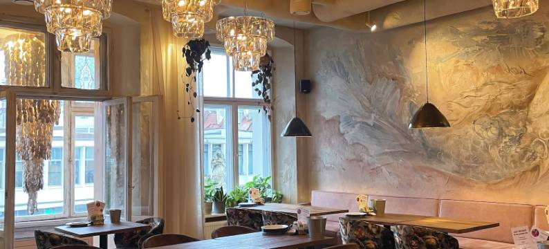 牡蛎与气泡。美食客房(Oysters & Bubbles. Gastro Rooms)图片