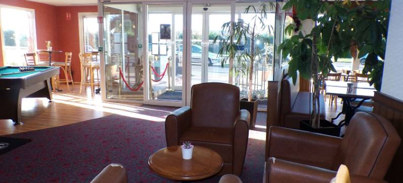 宜必思阿尔伯特酒店，Pays De La Somme(Ibis Albert Pays de Somme)图片