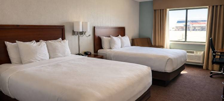 科尔比品质酒店及套房(Quality Inn & Suites Colby)图片