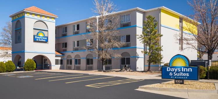 阿尔伯克基机场戴斯套房酒店(Days Inn & Suites by Wyndham Airport Albuquerque)图片