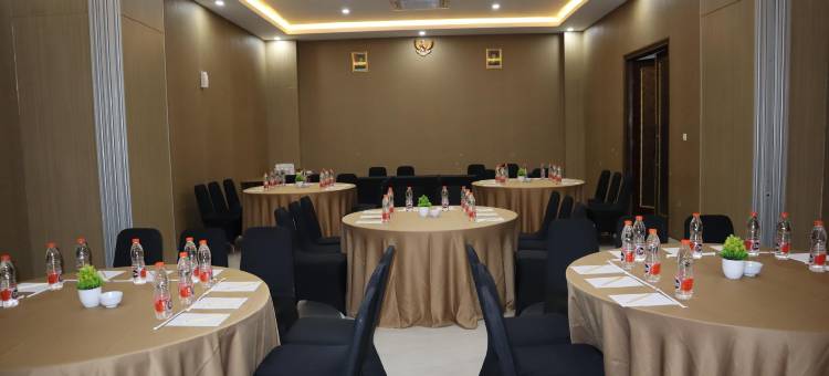 林恩莫约克托酒店(Lynn Hotel Mojokerto)图片