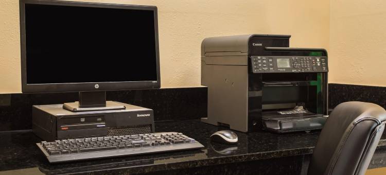 奥古斯塔艾森豪威尔堡附近温德姆戴斯套房汽车旅馆(Days Inn & Suites by Wyndham Augusta Near Fort Eisenhower)图片