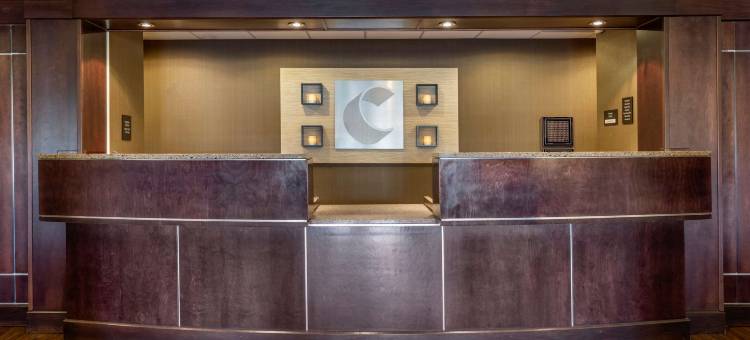 拉塞尔维尔I-40舒适套房酒店(Comfort Inn & Suites Russellville I-40)图片