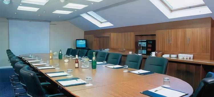 优品迎伦敦希思罗机场M4/J4酒店(Premier Inn London Heathrow Airport (M4/J4) Hotel)图片