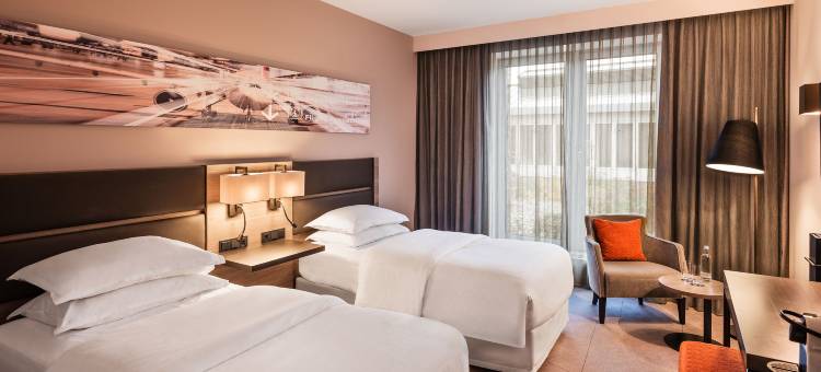 杜塞尔多夫机场喜来登酒店(Sheraton Duesseldorf Airport Hotel)图片