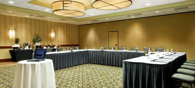 皮斯卡塔韦萨默塞特希尔顿安泊酒店(Embassy Suites by Hilton Piscataway Somerset)图片