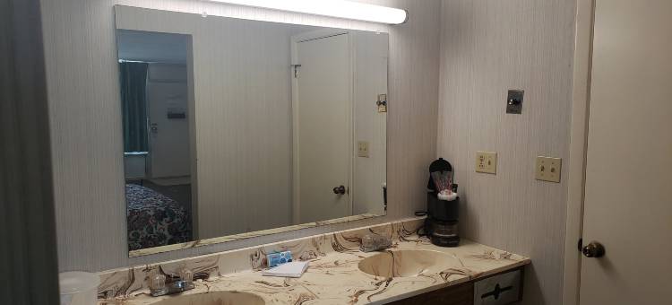 美洲最佳价值酒店 - 斯特恩斯(OYO Hotel Whitely City Hwy 27 KY)图片